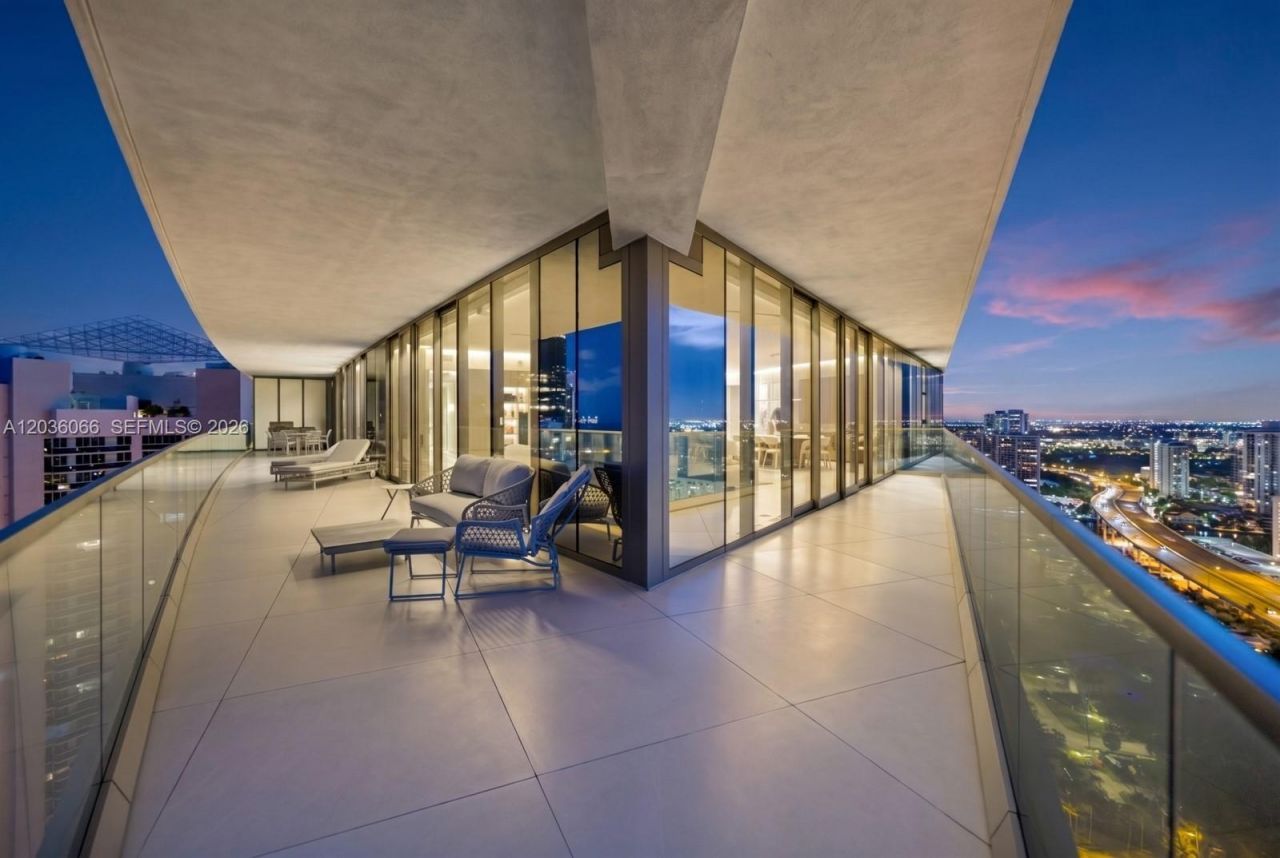 18975 Collins Ave , Unit 3000, Sunny Isles Beach, FL 33160 Photo