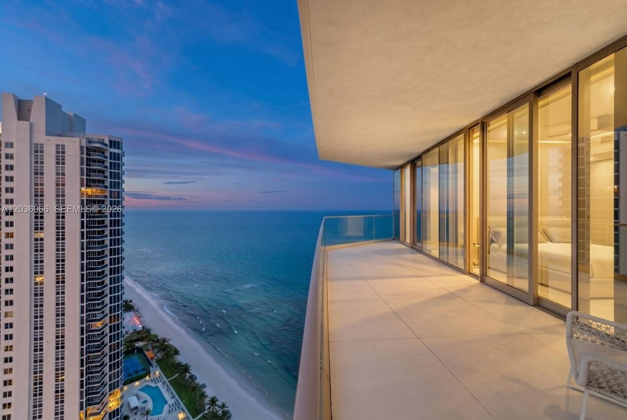 18975 Collins Ave , Unit 3000, Sunny Isles Beach, FL 33160 Photo