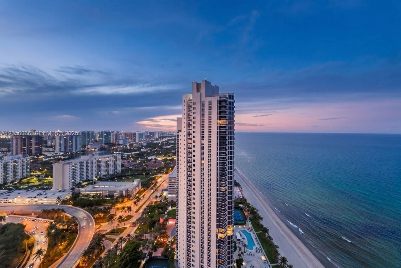 18975 Collins Ave , Unit 3000, Sunny Isles Beach, FL 33160 Photo