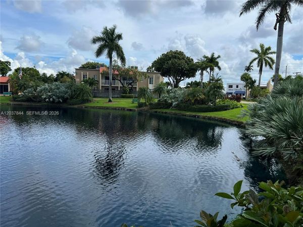 4910 NW 79th Ave , Unit 205, Doral, FL 33166
