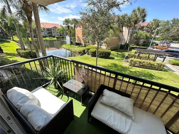 8955 Wiles Rd , Unit 208, Coral Springs, FL 33067
