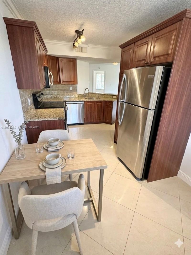 8955 Wiles Rd , Unit 208, Coral Springs, FL 33067 Photo