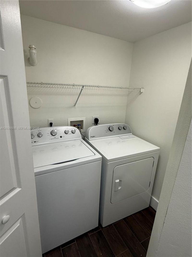 2442 Centergate Dr, Unit 206, Miramar, FL 33025 Photo