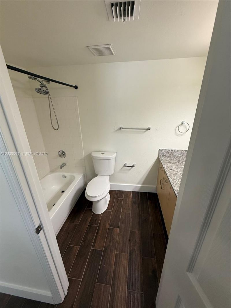 2442 Centergate Dr, Unit 206, Miramar, FL 33025 Photo