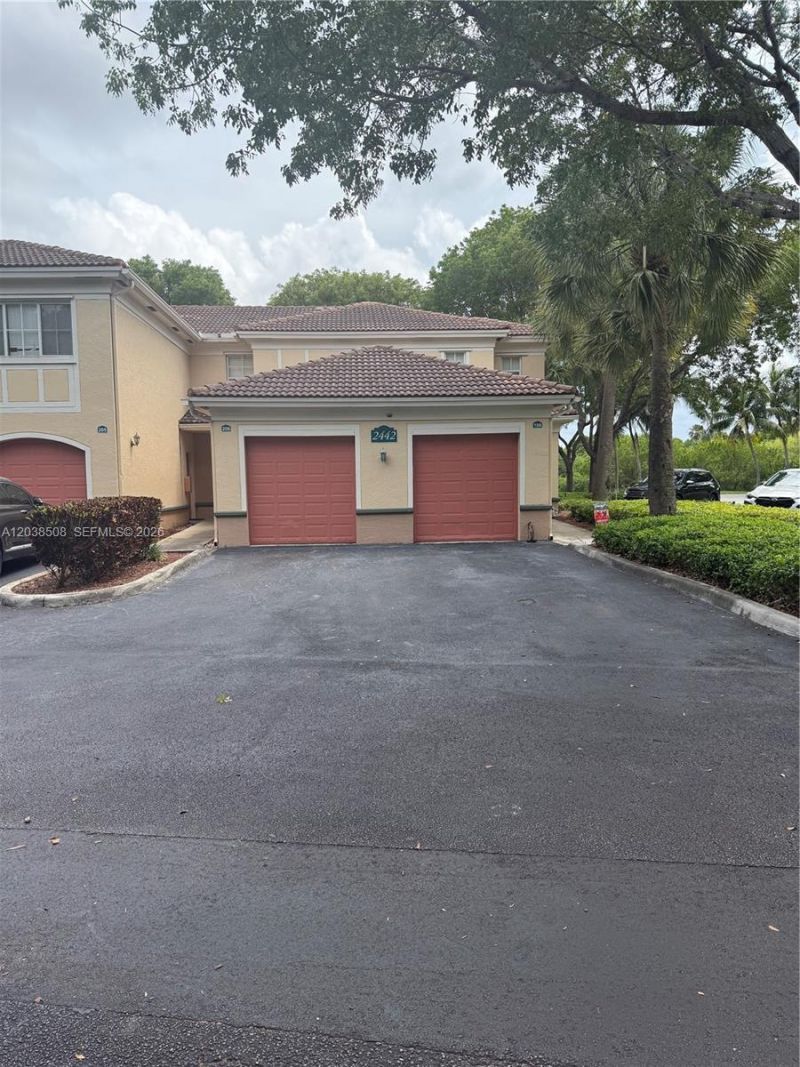 2442 Centergate Dr, Unit 206, Miramar, FL 33025 Photo