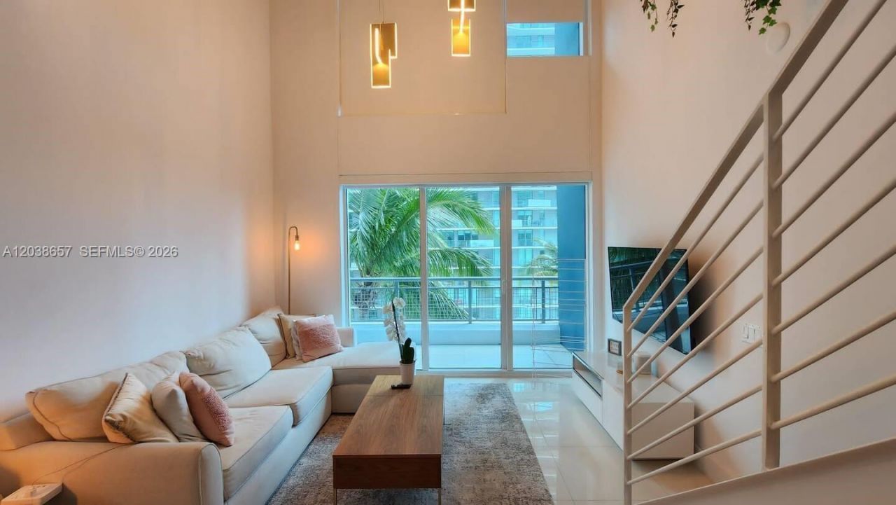 60 SW 13th St , Unit 1412, Miami, FL 33130 Photo