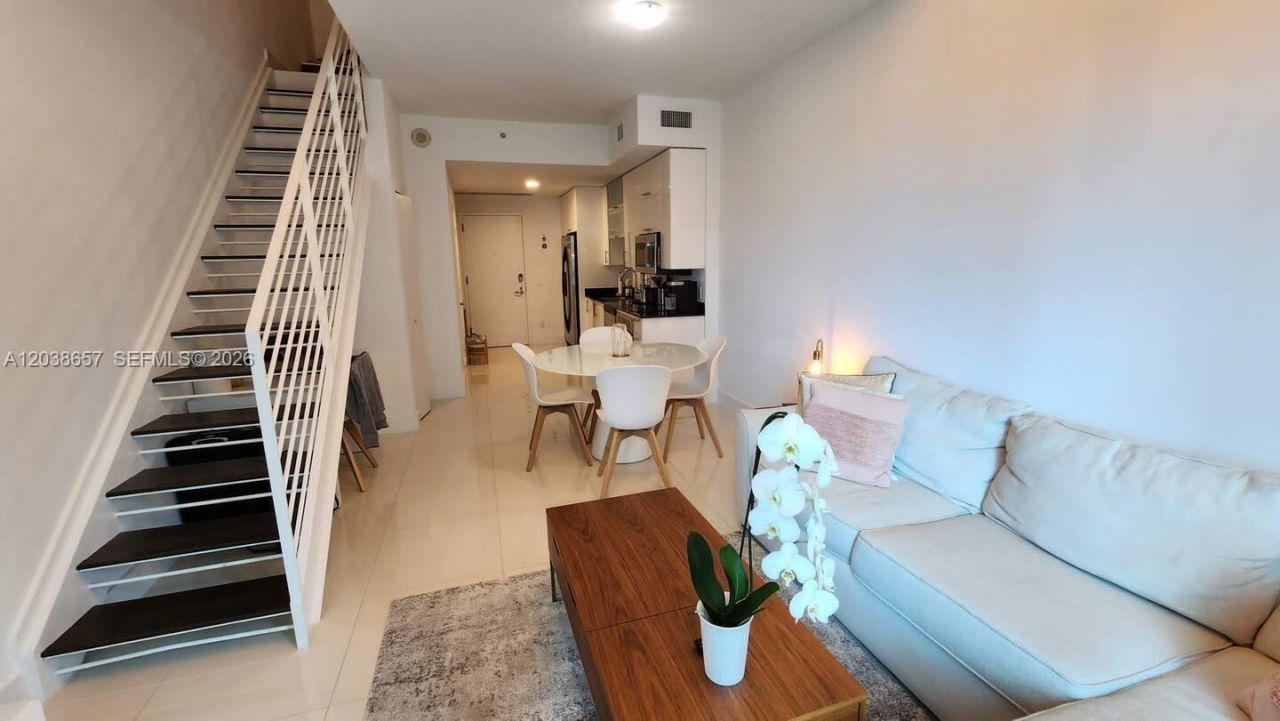 60 SW 13th St , Unit 1412, Miami, FL 33130 Photo