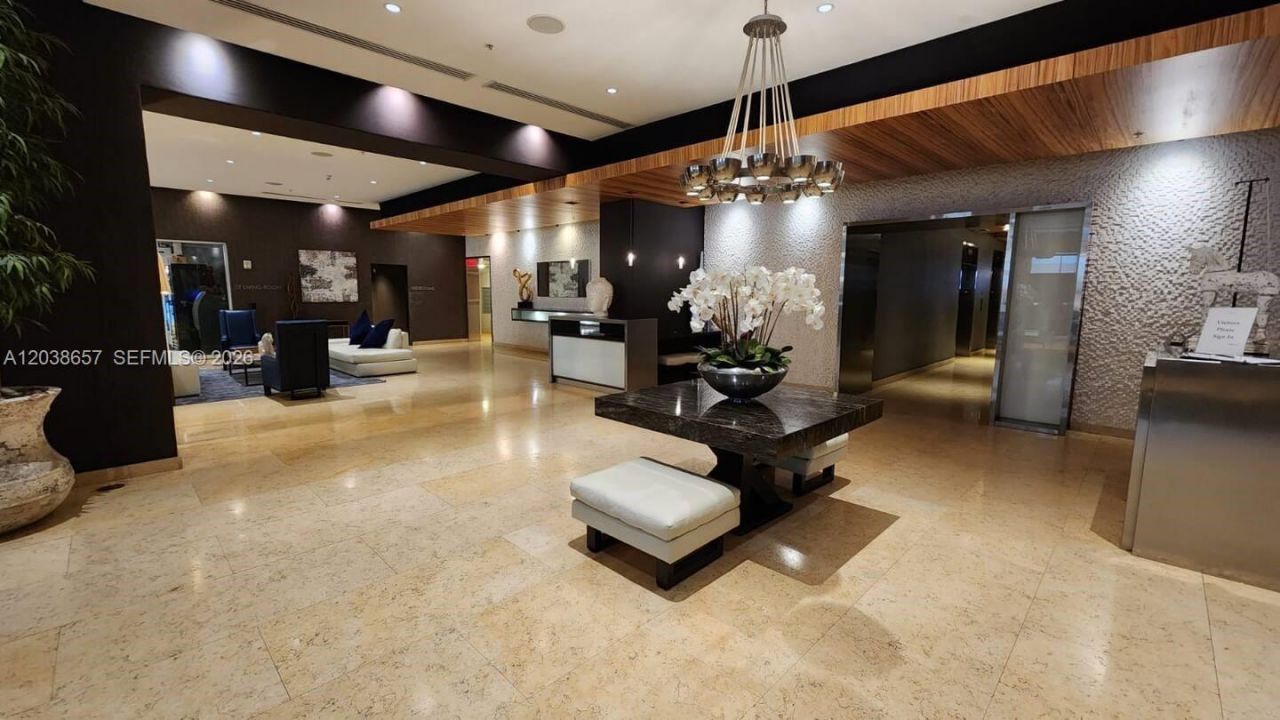 60 SW 13th St , Unit 1412, Miami, FL 33130 Photo