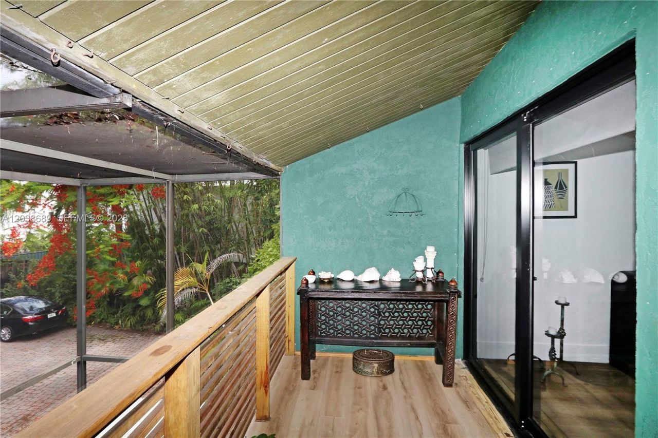 3138 Mary St, Unit 3138, Miami, FL 33133 Photo