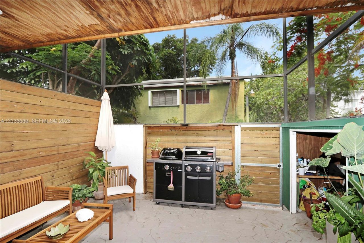 3138 Mary St, Unit 3138, Miami, FL 33133 Photo