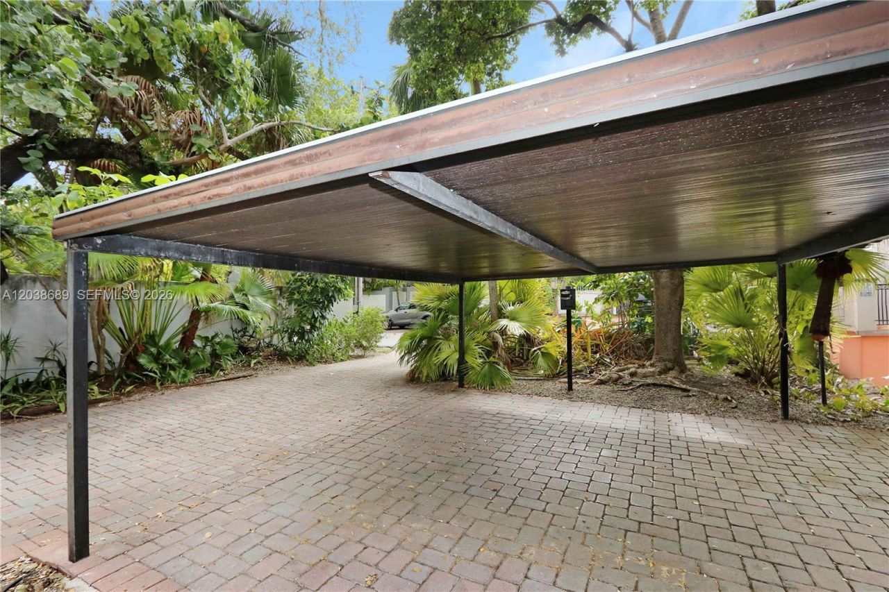 3138 Mary St, Unit 3138, Miami, FL 33133 Photo