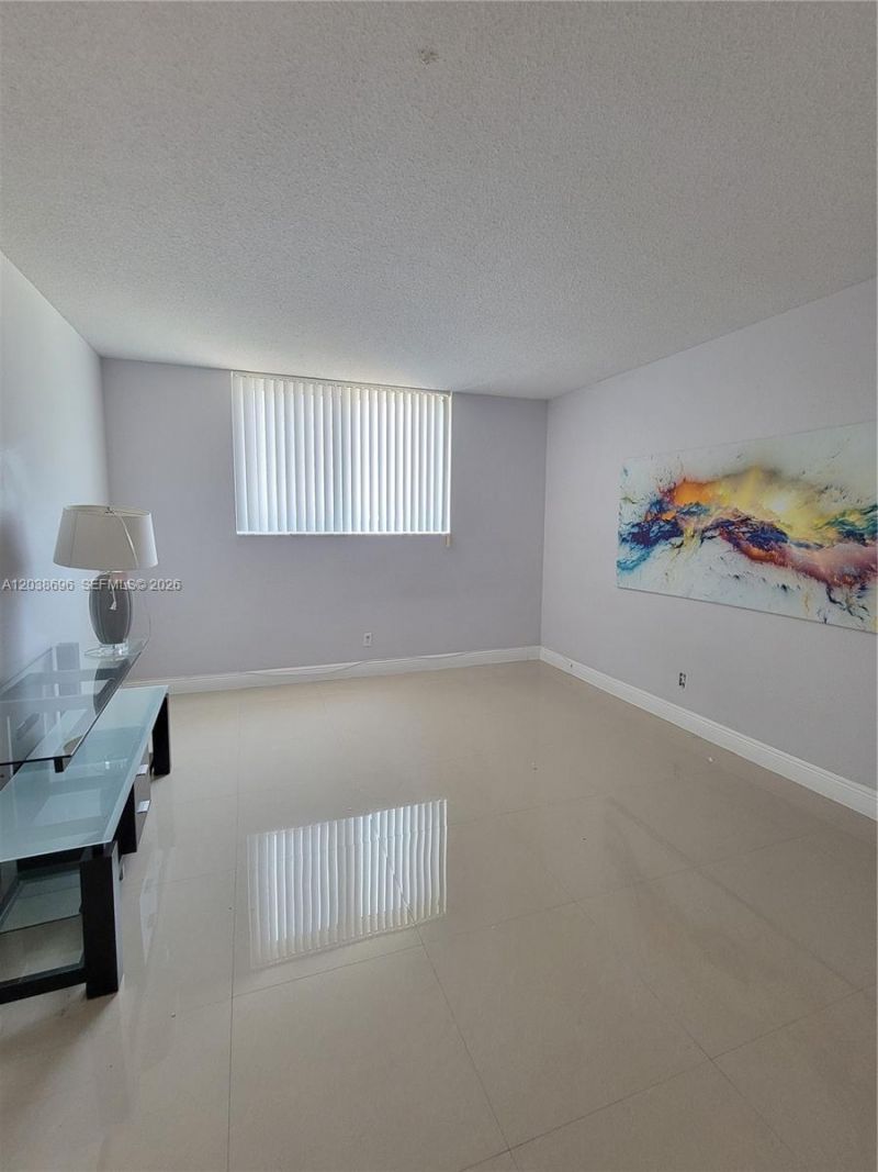 19380 Collins Ave , Unit 504, Sunny Isles Beach, FL 33160 Photo