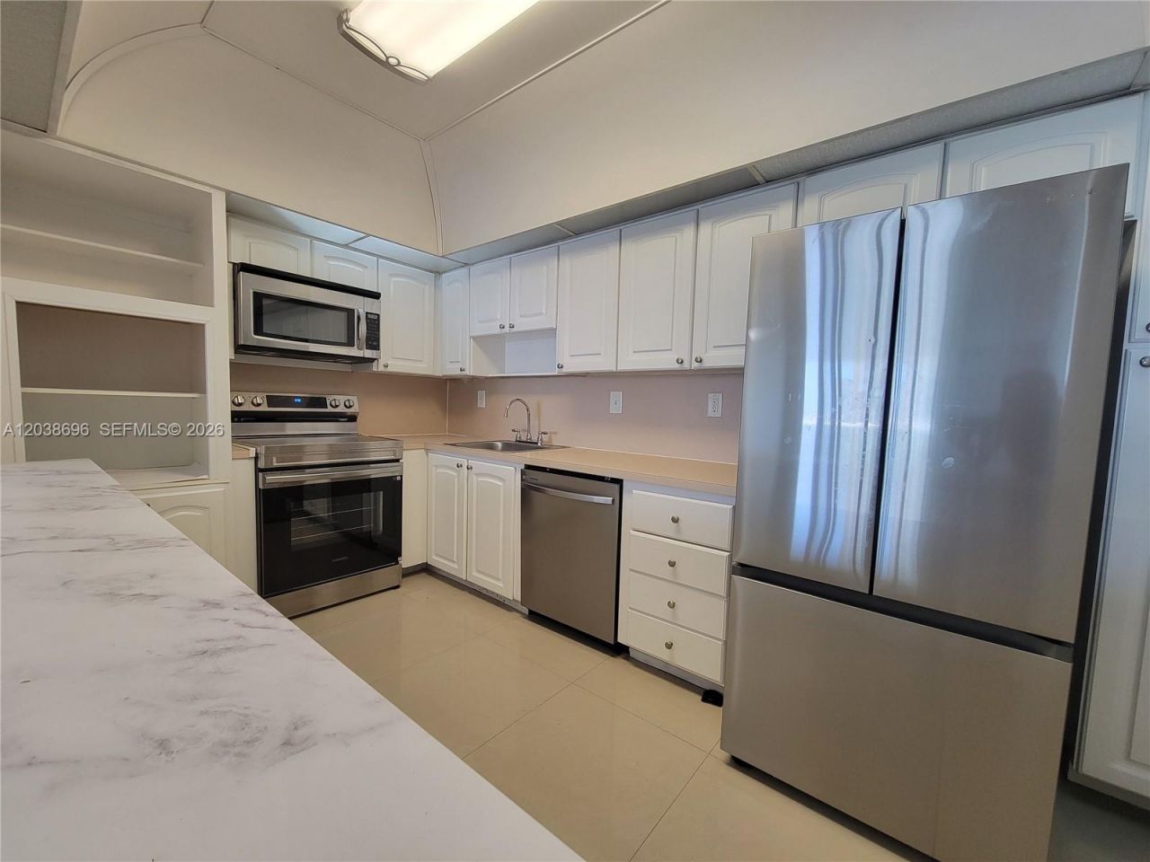 19380 Collins Ave , Unit 504, Sunny Isles Beach, FL 33160 Photo
