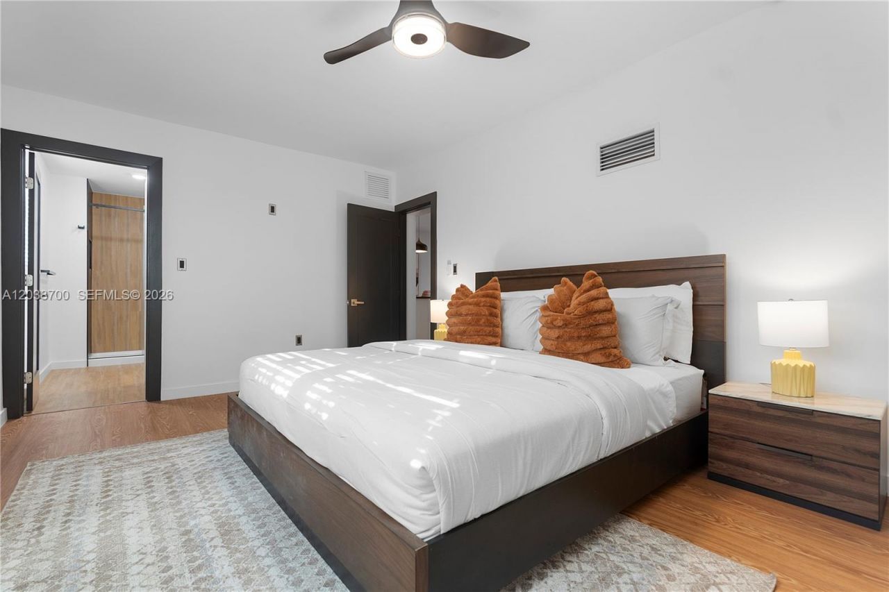 1428 NE 153rd Ter , North Miami Beach, FL 33162 Photo