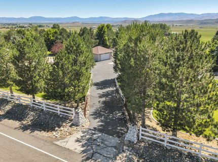 261 Fredericksburg Road, Gardnerville, NV 89460 Photo