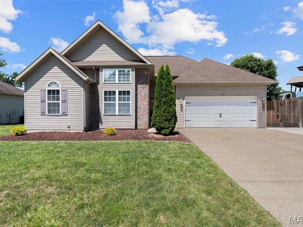 697 Mulberry Street, Jackson, MO 63755