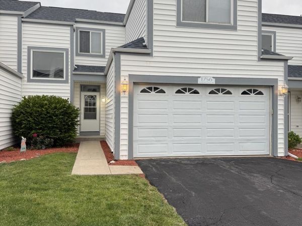 1756 Waters Edge Drive , Minooka, IL 60447