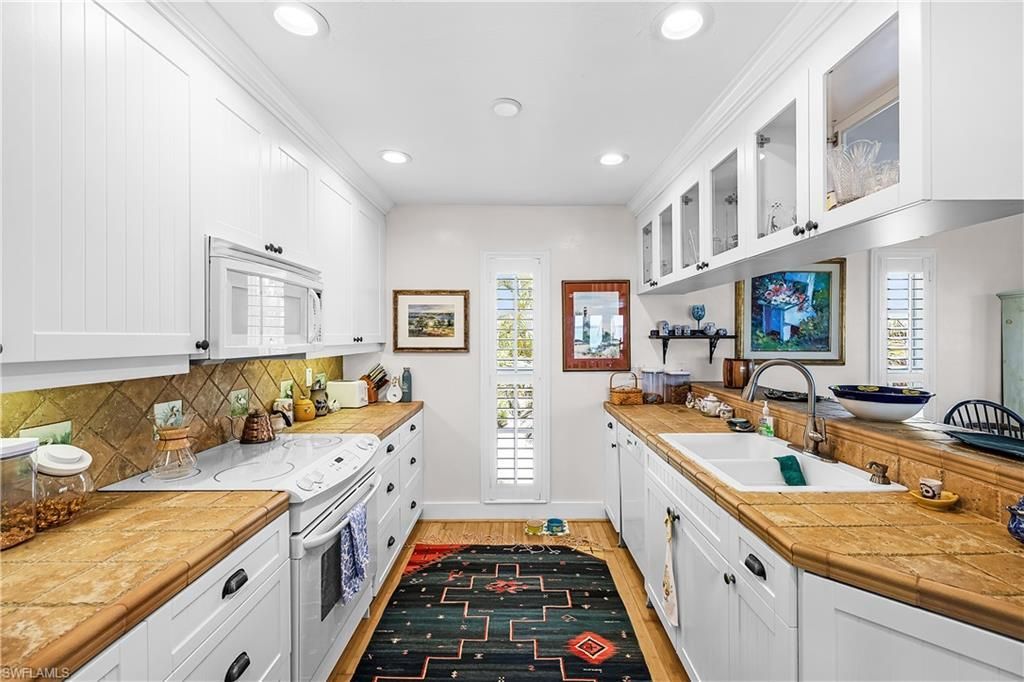 123 Useppa Island, Unit B, Useppa Island, FL 33921 Photo