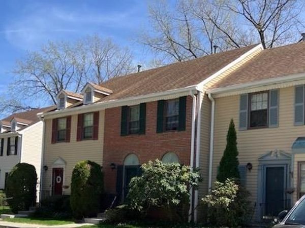 35 Poplar Circle , Peekskill, NY 10566