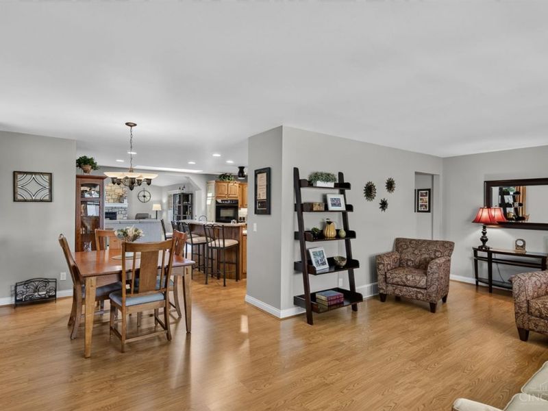 5508 Cleander Dr, Delhi Twp, OH 45238 Photo 12