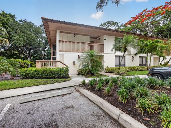 611 Brackenwood Cove, Palm Beach Gardens, FL 33418