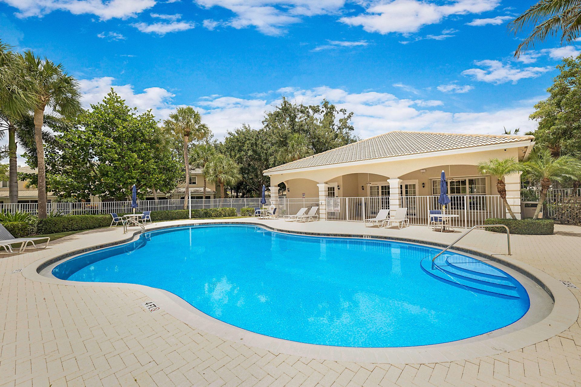 4827 Palmbrooke Circle, West Palm Beach, FL 33417 Photo