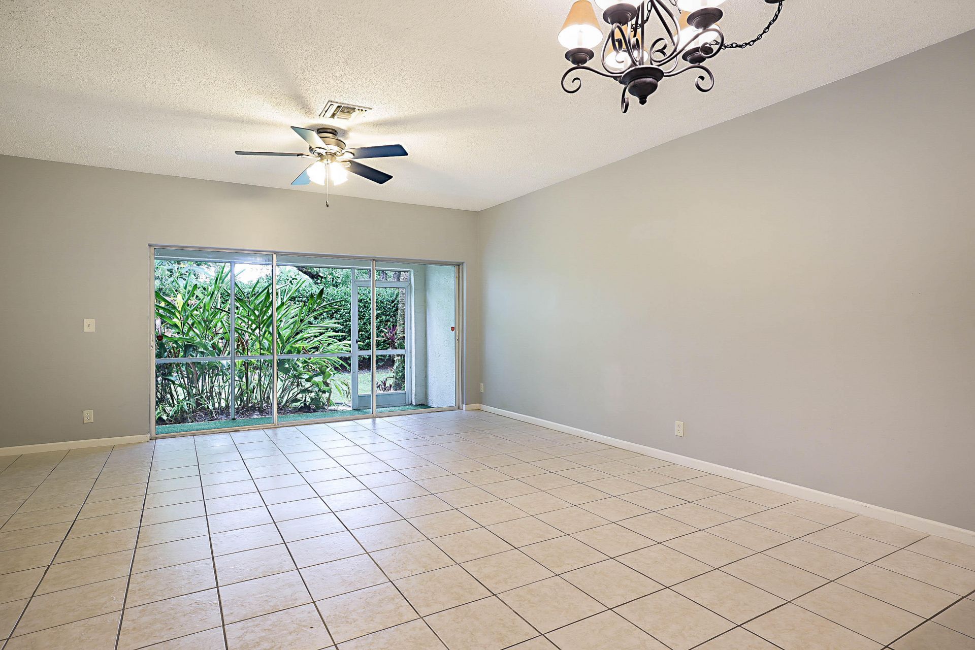4827 Palmbrooke Circle, West Palm Beach, FL 33417 Photo