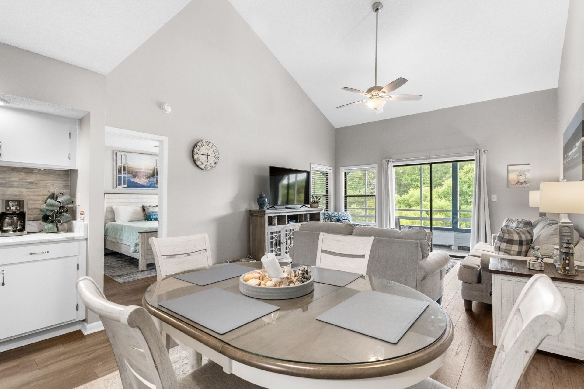 501 Maison Dr. Photo 15