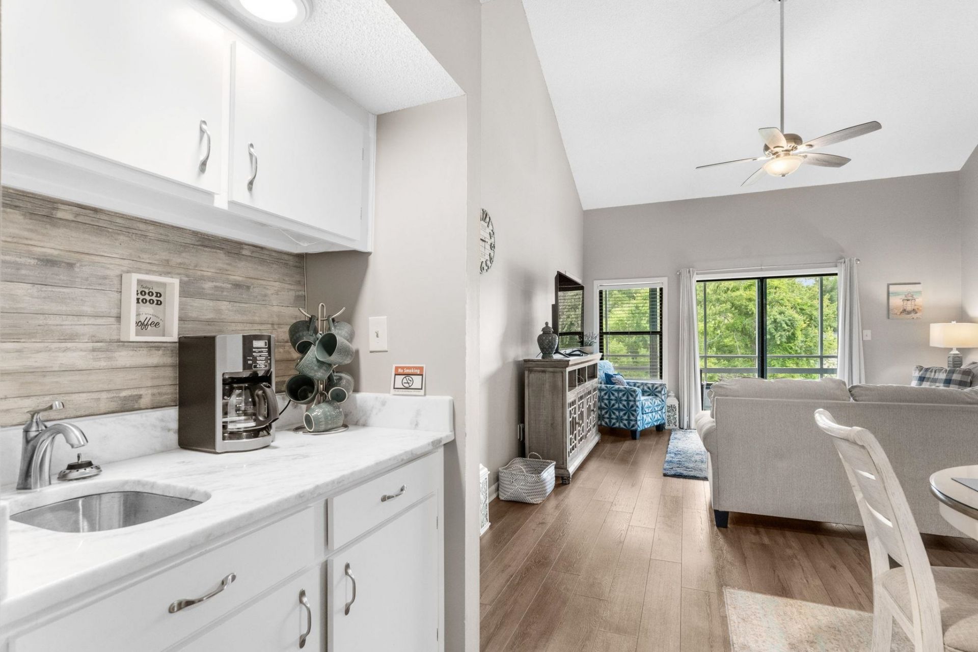501 Maison Dr. Photo 17