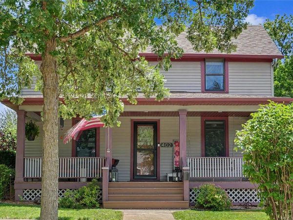 402 3rd Ave SW, Mt Vernon, IA 52314