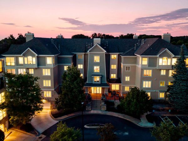 11460 Fairfield Road W, Unit 103, Minnetonka, MN 55305