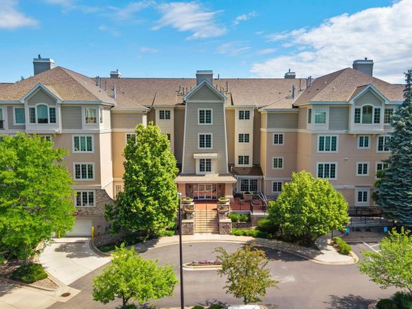 11460 Fairfield Road W, Unit 103, Minnetonka, MN 55305