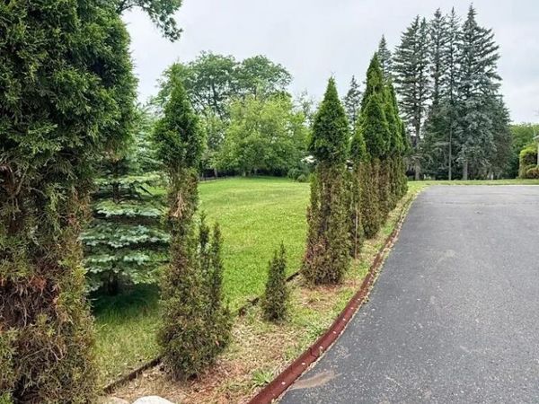 3921 Dobie Road, Okemos, MI 48864