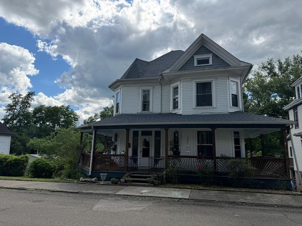 728 Maple Avenue, New Martinsville, WV 26155