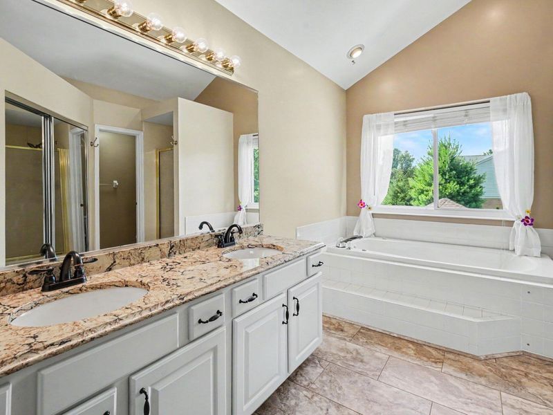 8187 Heatherwood Drive, Florence, KY 41042 Photo 19