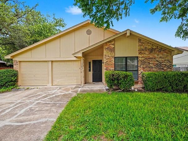 1405 Trammell Drive, Benbrook, TX 76126