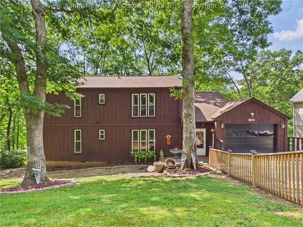 804 Evergreen Circle, Poca, WV 25159