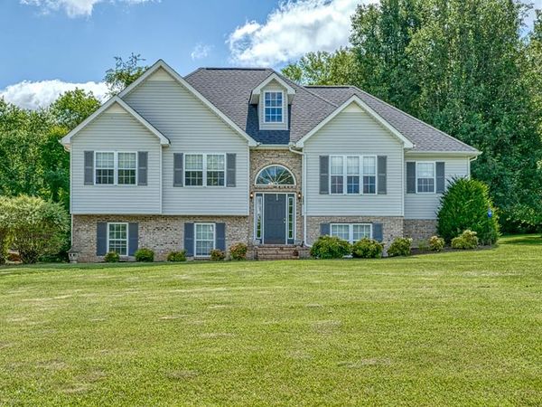 3643 Brookstone Dr., Cookeville, TN 38506