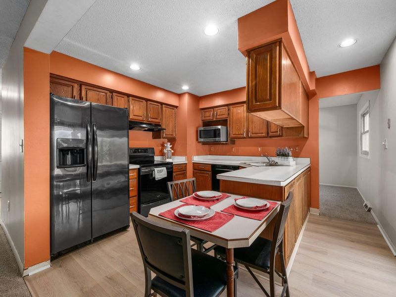 105 Kinder Place , Columbus, OH 43230 Photo 10