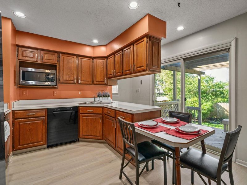105 Kinder Place , Columbus, OH 43230 Photo 12