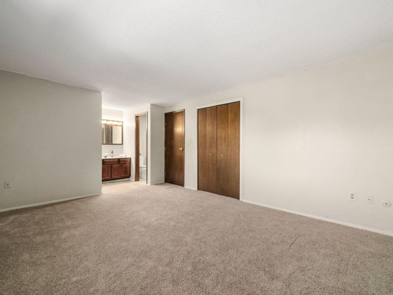 105 Kinder Place , Columbus, OH 43230 Photo 25