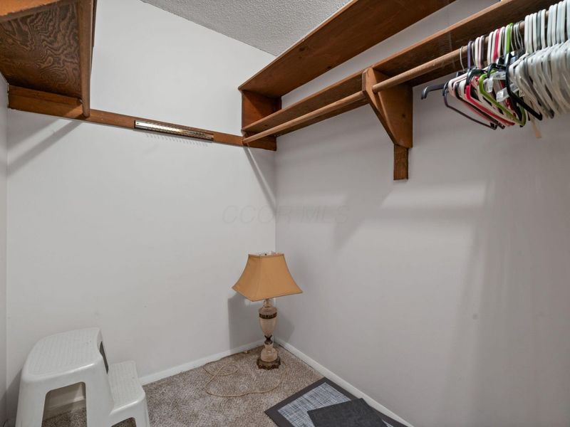 105 Kinder Place , Columbus, OH 43230 Photo 29