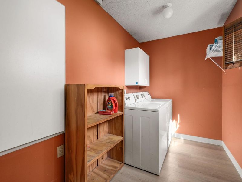 105 Kinder Place , Columbus, OH 43230 Photo 45
