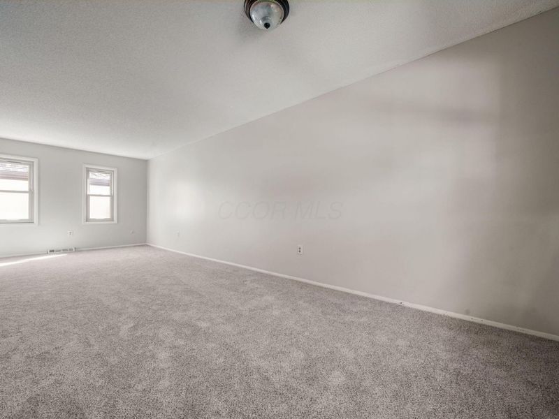 105 Kinder Place , Columbus, OH 43230 Photo 5