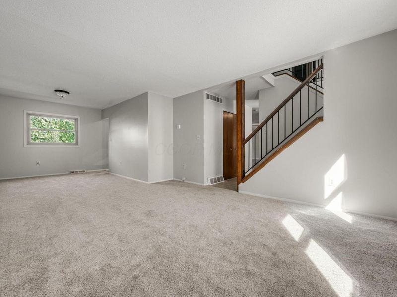 105 Kinder Place , Columbus, OH 43230 Photo 7