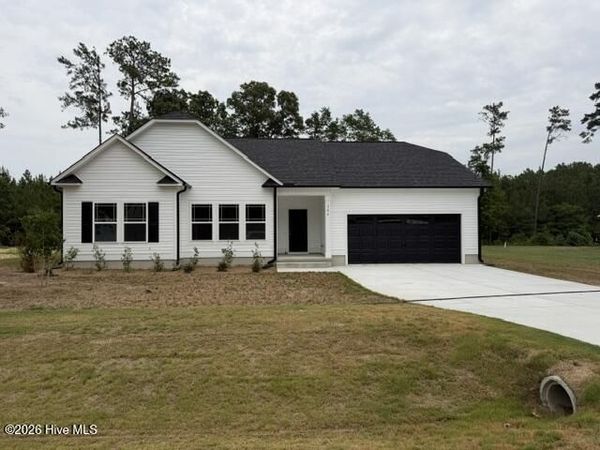 306 Grand Oaks Drive, Goldsboro, NC 27530