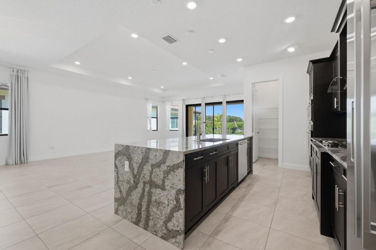11760 Bayview Circle, Parkland, FL 33076 Photo