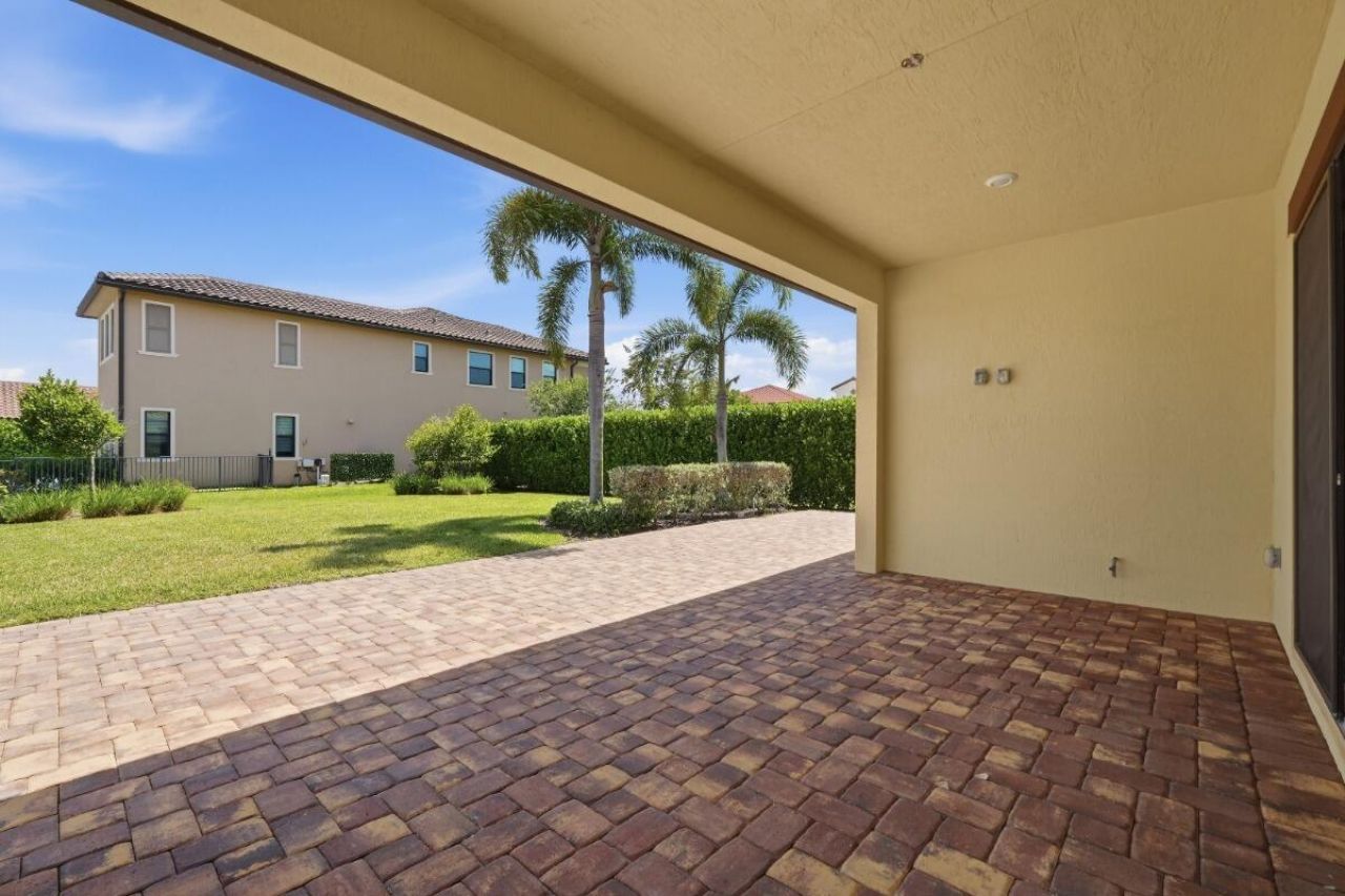 11760 Bayview Circle, Parkland, FL 33076 Photo