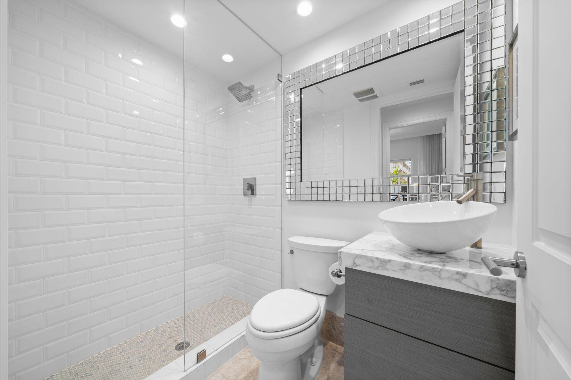 1680 S Ocean, Unit 250, Fort Lauderdale, FL 33316 Photo