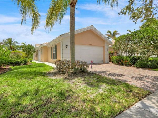10882 SW Dardanelle Drive, Port St. Lucie, FL 34987